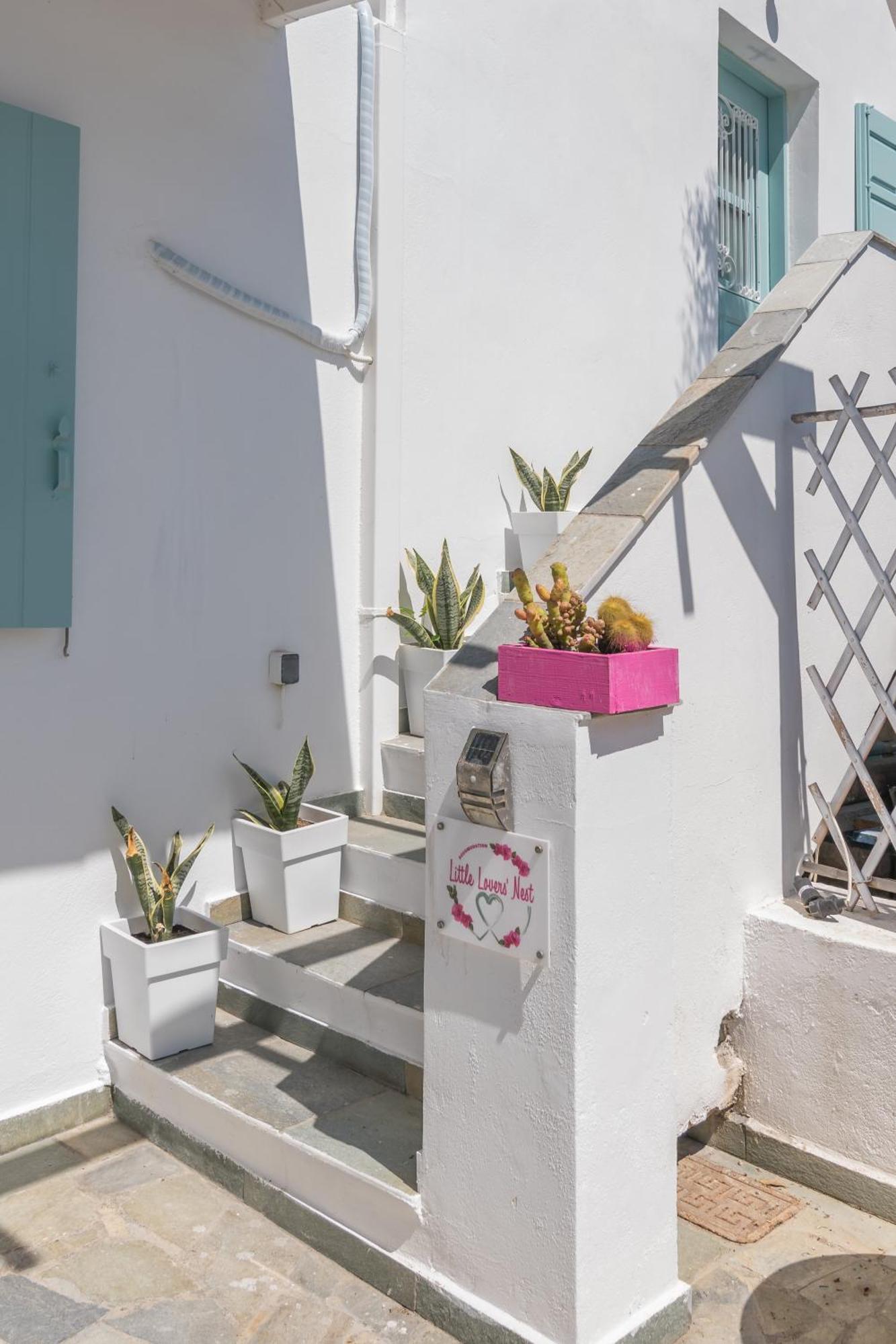 Lina And Babis' Home Adamantas (Milos) Exterior foto