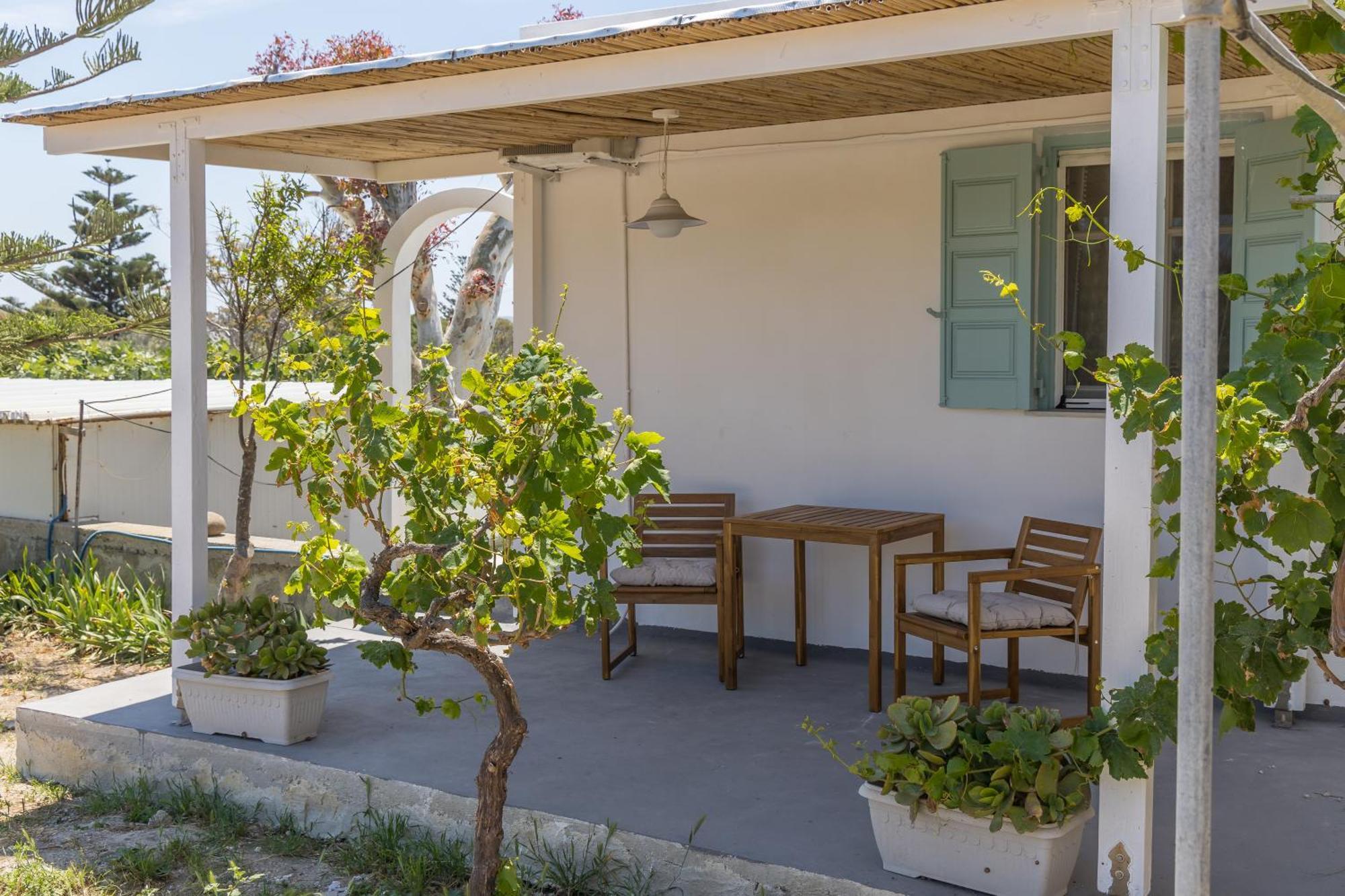 Lina And Babis' Home Adamantas (Milos) Exterior foto